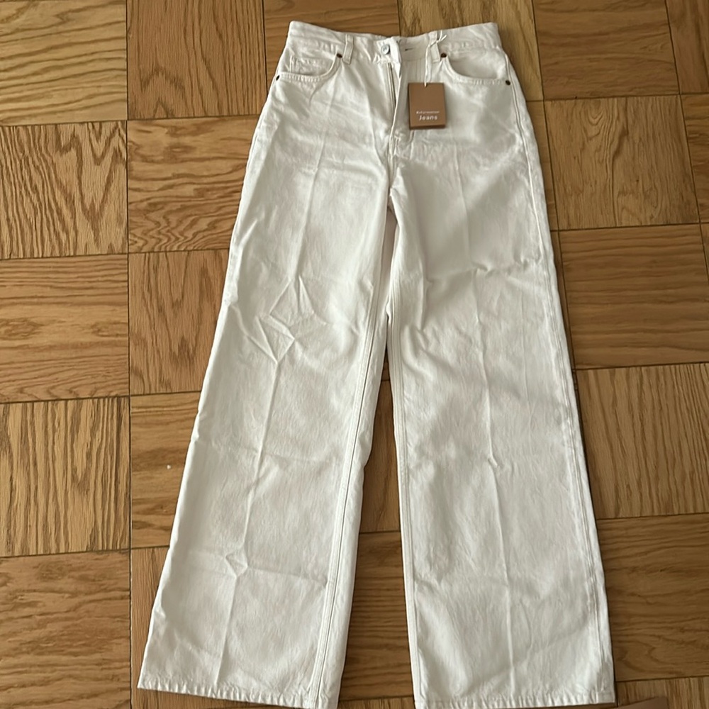 Reformation Cary High Rise Slouchy Wide Leg Jeans - Color: Fior Di Latte